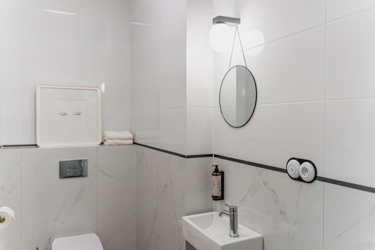 N33 Premium Apartments Old Town Krakow - Destigo Hotels Buitenkant foto